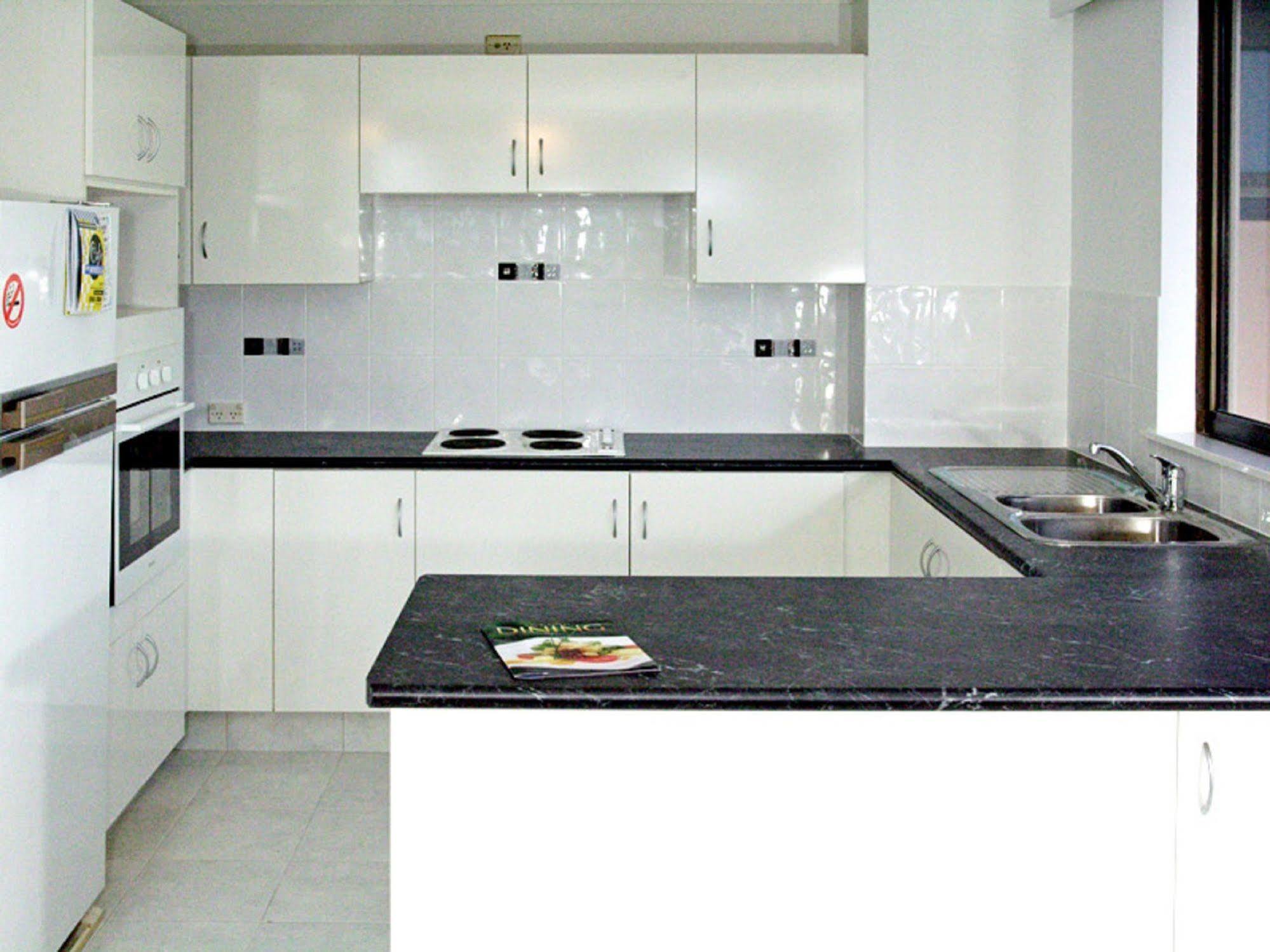 Anacapri Holiday Resort Apartments Surfers Paradise Ngoại thất bức ảnh
